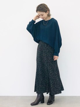 「AMERICAN HOLIC（アメリカンホリック）の【MORE 12月号掲載】マーメードラインフレアスカート2」を使った、kana¨̮*さん（レディース・161cm）の秋コーディネート