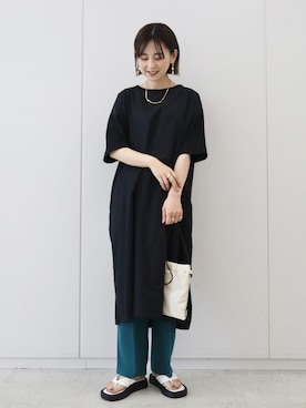 「センタープレスパンツ」｜「アイテム（ワンピース/ドレス）」を使った、kana¨̮*さん（レディース・161cm）の秋コーディネート