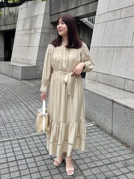 「Andemiu（アンデミュウ）の雑材メタルヒネリバッグ639656（トートバッグ、ホワイト系）」を使った、andemiu_mayaさん（レディース・165cm）の春コーディネート