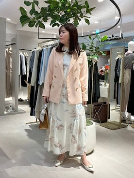 「Andemiu（アンデミュウ）のメタルバックル2WAYパンプス636484（パンプス、ホワイト系）」を使った、andemiu_mayaさん（レディース・165cm）の春コーディネート