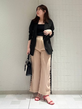 「Andemiu（アンデミュウ）のレースラインストレートパンツ/1017851（スラックス、ベージュ系）」を使った、andemiu_mayaさん（レディース・165cm）の夏コーディネート