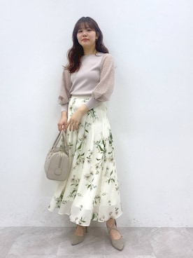 「アイテム（ボストンバッグ、グレー系）」を使った、andemiu_mayaさん（レディース・165cm）の冬コーディネート