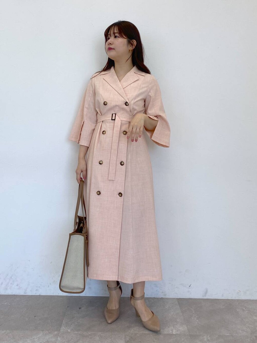 「女子ウケ、カジュアル、体型カバー、休日コーデ、高身長、Andemiu、ワンピース、きれいめ」｜「Andemiuのセパレートヒールパンプス290966（パンプス、ベージュ系）」を使った、andemiu_mayaさん（レディース・165cm）の冬コーディネートの1枚目の写真