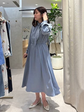 「Andemiu（アンデミュウ）のメタルバックル2WAYパンプス636484（パンプス、ホワイト系）」を使った、andemiu_mayaさん（レディース・165cm）の春コーディネート