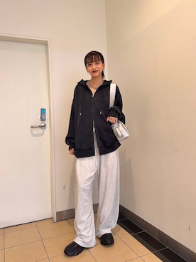 「JEANASIS（ジーナシス）のアイテム（パンツ）」を使った、MIKUさん（レディース・159cm）の夏コーディネート
