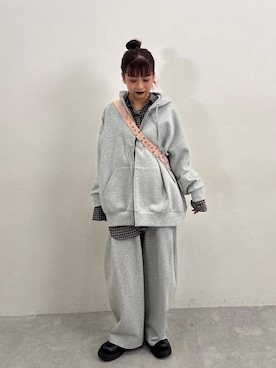 「アイテム（パーカー）」を使った、MIKUさん（レディース・159cm・20代）の冬コーディネート