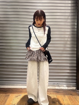 「アイテム（バレッタ/ヘアクリップ）」を使った、MIKUさん（レディース・159cm・20代）の秋コーディネート