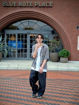 「アイテム（スラックス）」を使った、神尾健太｜G.tailさん（メンズ・176cm・30代）の秋コーディネート