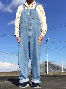 「OSHKOSH（オシュコシュ）のアイテム（サロペット/オーバーオール）」を使った、ks111さん（メンズ・169cm）の秋コーディネート