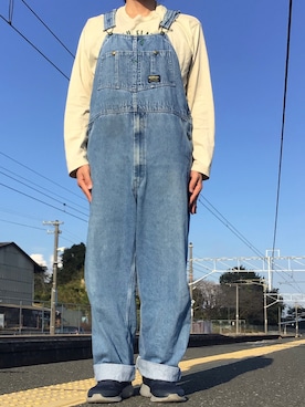 「OSHKOSH（オシュコシュ）のアイテム（サロペット/オーバーオール）」を使った、ks111さん（メンズ・169cm）の秋コーディネート