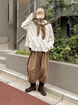 「CASPER JOHN（キャスパージョン）のアイテム（トップス）」を使った、ぐりさん（メンズ・170cm）の秋コーディネート