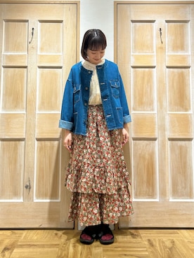 「ティアードスカート」｜「アイテム（デニムジャケット）」を使った、ちえさん（レディース・156cm）の夏コーディネート