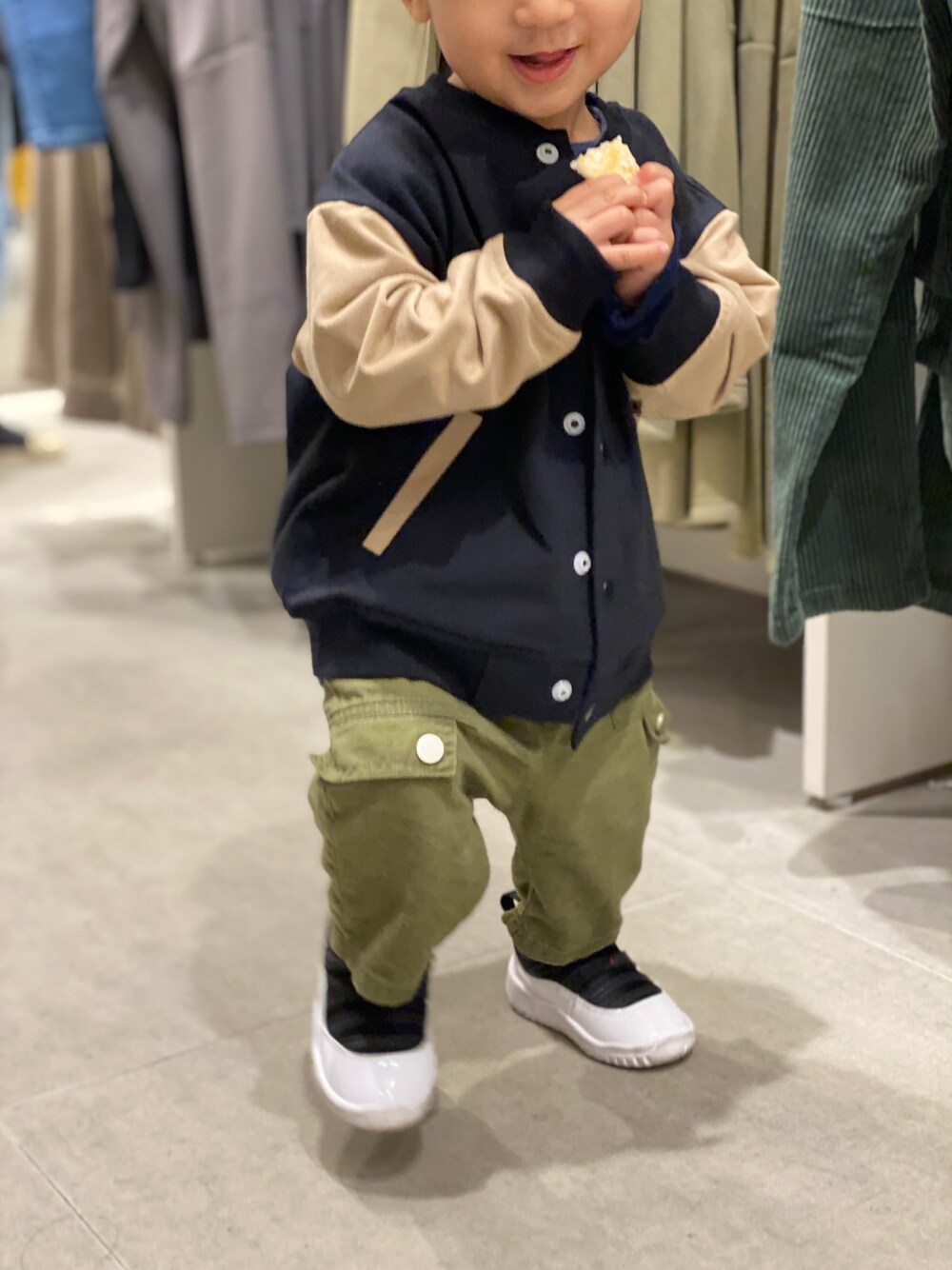 「ootd」｜「NIKEのアイテム（スニーカー、ブラック系）」を使った、Joeさん（メンズ・178cm）の秋コーディネートの1枚目の写真