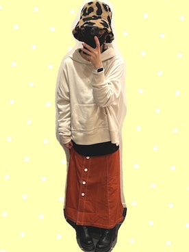 「GU（ジーユー）のアイテム（Tシャツ/カットソー、ブラック系）」を使った、NOLU.(ノル)さん（レディース・153cm）の秋コーディネート