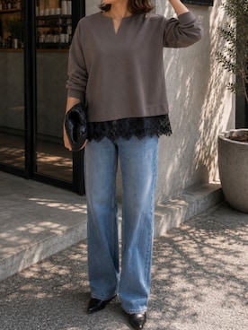 「Emma Taylor（エマテイラー）のライトダンボールキーネックレースヘムプルオーバー（Tシャツ/カットソー、グレー系）」を使った、STYLEDOORさん（レディース・162cm）の夏コーディネート