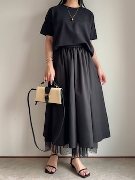 「Emma Taylor（エマテイラー）の【着ごこちシリーズ】ダブルスリーブプルオーバー（Tシャツ/カットソー、ブラック系）」を使った、STYLEDOORさん（レディース・165cm）の夏コーディネート