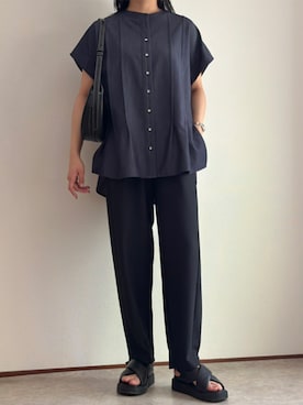 「Emma Taylor（エマテイラー）の【リバイバル】オーバーシルエットタックシャツ（シャツ/ブラウス、ブルー系）」を使った、STYLEDOORさん（レディース・157cm）の春コーディネート