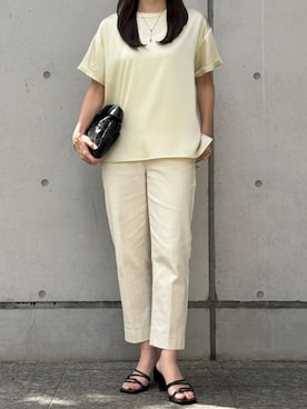 「Emma Taylor（エマテイラー）のストレッチデニムテーパードパンツ（デニムパンツ、ホワイト系）」を使った、STYLEDOORさん（レディース・157cm）の春コーディネート