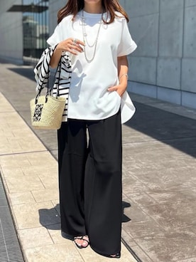 「Emma Taylor（エマテイラー）のバックジップジョーゼットTブラウス（シャツ/ブラウス、ホワイト系）」を使った、STYLEDOORさん（レディース・165cm）の夏コーディネート