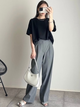 「Emma Taylor（エマテイラー）の【着ごこちシリーズ】ダブルスリーブプルオーバー（Tシャツ/カットソー、ブラック系）」を使った、STYLEDOORさん（レディース・165cm）の夏コーディネート