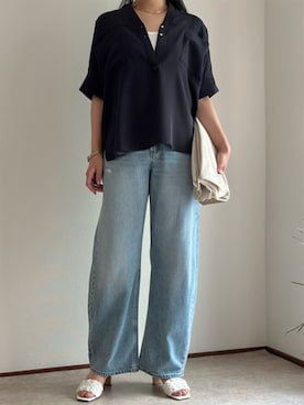 「Emma Taylor（エマテイラー）のジョーゼットドルマンキーネックシャツ（シャツ/ブラウス、ブルー系）」を使った、STYLEDOORさん（レディース・165cm）の夏コーディネート