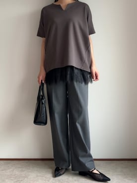 「Emma Taylor（エマテイラー）のネックが選べる！ライトダンボールダブルスリーブプルオーバー（Tシャツ/カットソー、グレー系）」を使った、STYLEDOORさん（レディース・165cm）の夏コーディネート