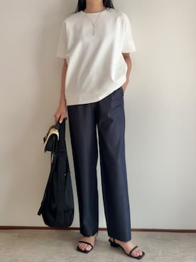 「Emma Taylor（エマテイラー）のデニムライクストレートイージーパンツ（デニムパンツ、ブルー系）」を使った、STYLEDOORさん（レディース・165cm）の夏コーディネート