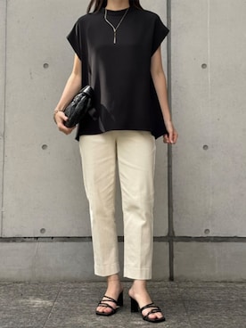 「Emma Taylor（エマテイラー）のストレッチデニムテーパードパンツ（デニムパンツ、ホワイト系）」を使った、STYLEDOORさん（レディース・157cm）の春コーディネート