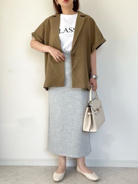 「Emma Taylor（エマテイラー）の【新色追加！】シルクタッチスムース大人ロゴプリントTシャツ（Tシャツ/カットソー、その他）」を使った、STYLEDOORさん（レディース・157cm）の春コーディネート