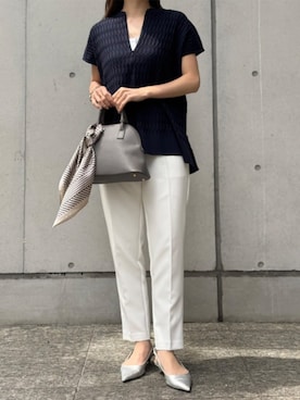 「Emma Taylor（エマテイラー）のフロント2wayジオメトリックジャガードスリーブレスプルオーバー（Tシャツ/カットソー、ブルー系）」を使った、STYLEDOORさん（レディース・157cm）の春コーディネート