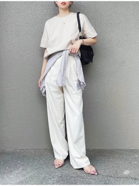 「Emma Taylor（エマテイラー）のネックが選べる！ライトダンボールダブルスリーブプルオーバー（Tシャツ/カットソー、ベージュ系）」を使った、STYLEDOORさん（レディース・165cm）の夏コーディネート