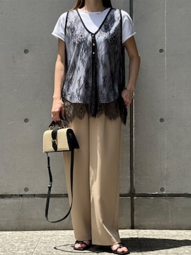 「Emma Taylor（エマテイラー）のシルクタッチスムースバックジッププルオーバー（Tシャツ/カットソー、ホワイト系）」を使った、STYLEDOORさん（レディース・158cm）の春コーディネート