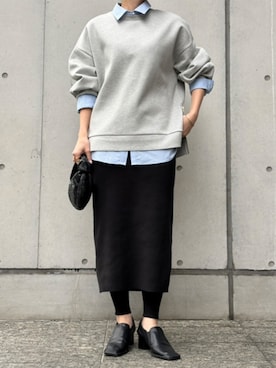 「アイテム（スウェット、シルバー系）」を使った、STYLEDOORさん（レディース・158cm）の秋コーディネート