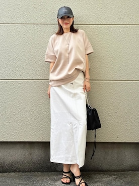 「Emma Taylor（エマテイラー）のライトダンボールコクーンフォルムプルオーバー（Tシャツ/カットソー、ベージュ系）」を使った、STYLEDOORさん（レディース・158cm）の夏コーディネート