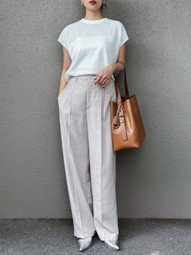 「Emma Taylor（エマテイラー）のレースバックジッププルオーバー（Tシャツ/カットソー、ホワイト系）」を使った、STYLEDOORさん（レディース・165cm）の夏コーディネート
