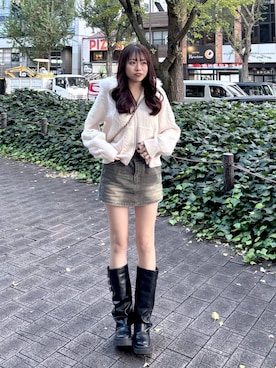 「アイテム（チャーム）」を使った、ちなさん（レディース・159cm）の秋コーディネート