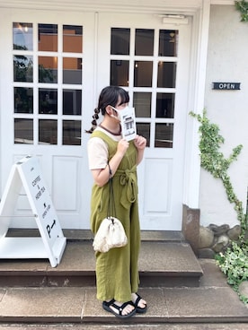 「ピスタチオ」｜「アイテム（サロペット/オーバーオール）」を使った、ま ろ んさん（レディース・157cm）の夏コーディネート