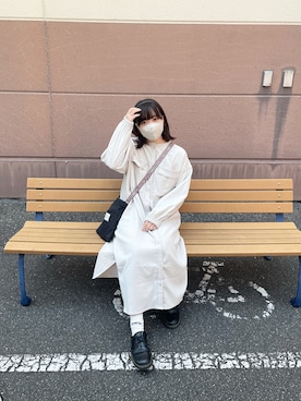 「Samansa Mos2 blue」｜「アイテム（シャツワンピース）」を使った、ま ろ んさん（レディース・157cm）の秋コーディネート