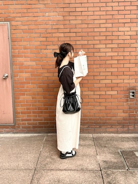 「Discoat」｜「アイテム（サンダル）」を使った、ま ろ んさん（レディース・156cm）の秋コーディネート