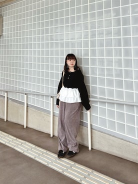 「mystic（ミスティック）の【4色展開◎】ペプラムヘンリーニット（ニット/セーター、ブラック系）」を使った、ま ろ んさん（レディース・156cm）の春コーディネート