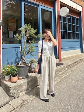 「小花柄」｜ま ろ んさん（レディース・156cm）の夏コーディネート
