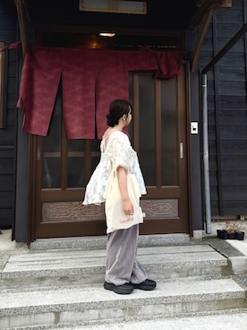 「Kastane（カスタネ）のフリルサッシュブラウス（シャツ/ブラウス、ホワイト系）」を使った、ま ろ んさん（レディース・156cm）の秋コーディネート