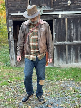 「アイテム（MA-1）」を使った、Mason Kraneさん（メンズ・180cm）の春コーディネート