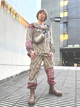 「アイテム（ボディバッグ/ウエストポーチ、シルバー系）」を使った、TAKEMOTOさん（メンズ・178cm）の冬コーディネート