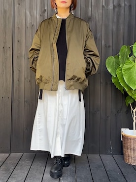 「green label relaxing（グリーンレーベルリラクシング）のアイテム（MA-1）」を使った、naguさん（レディース・153cm）の秋コーディネート