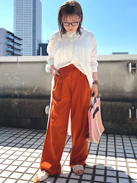 「アイテム（トートバッグ、オレンジ系）」を使った、Amiさん（レディース・156cm）の春コーディネート