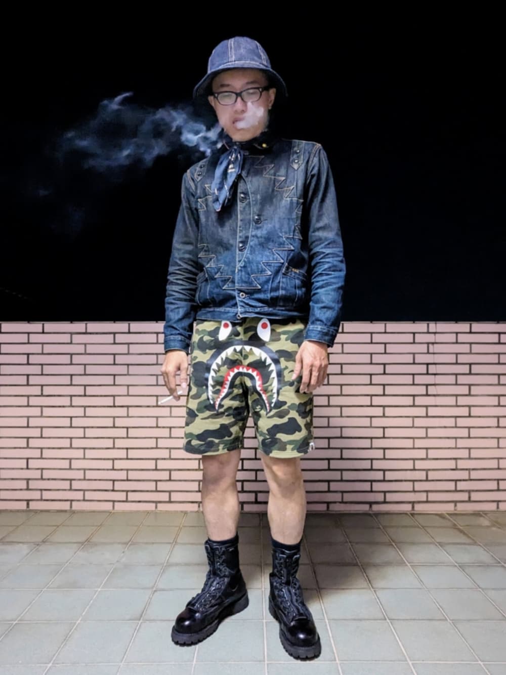「Danner、KAPITAL、A BATHING APE」｜「FREEWHEELERSのアイテム（ハット、ブルー系）」を使った、金旺さん（メンズ・179cm）の冬コーディネートの1枚目の写真