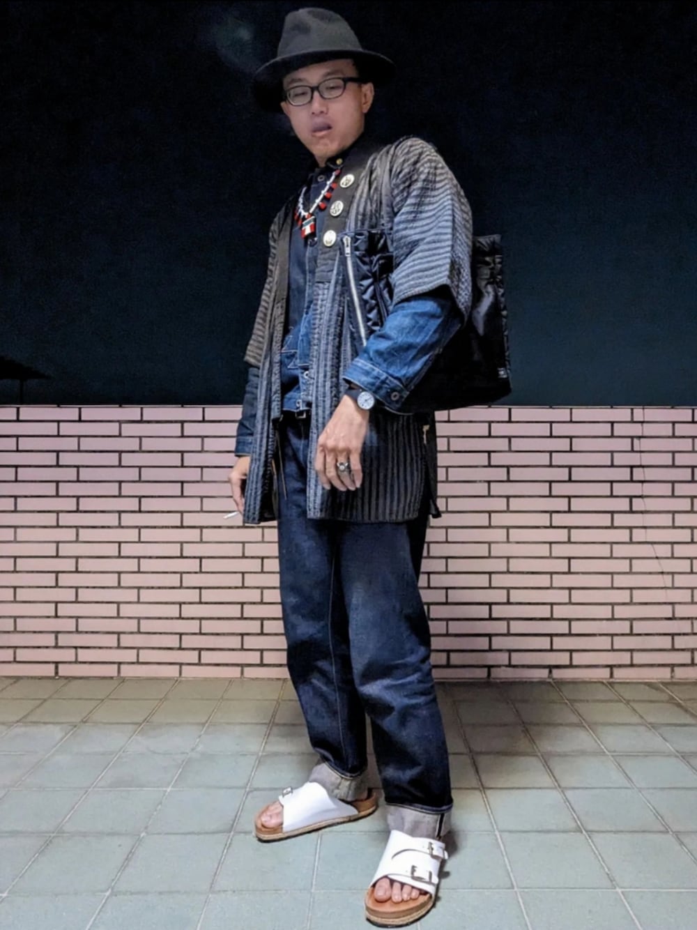 「冬コーデ、winter wearing、KAPITAL、porteryoshida、redcloud」｜「UNIQLOのアイテム（デニムパンツ、ブルー系）」を使った、金旺さん（メンズ・179cm）の冬コーディネートの1枚目の写真
