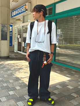 「THE CRAFT CREW PRODUCTS（ザクラフトクループロダクツ）のヴィンテージ加工 カーブシルエットペインターデニムパンツ / クイックドライ【THE CRAFT CREW PRODUCTS】（デニムパンツ、ブルー系）」を使った、ここつむぱぱさん（メンズ・165cm）の夏コーディネート