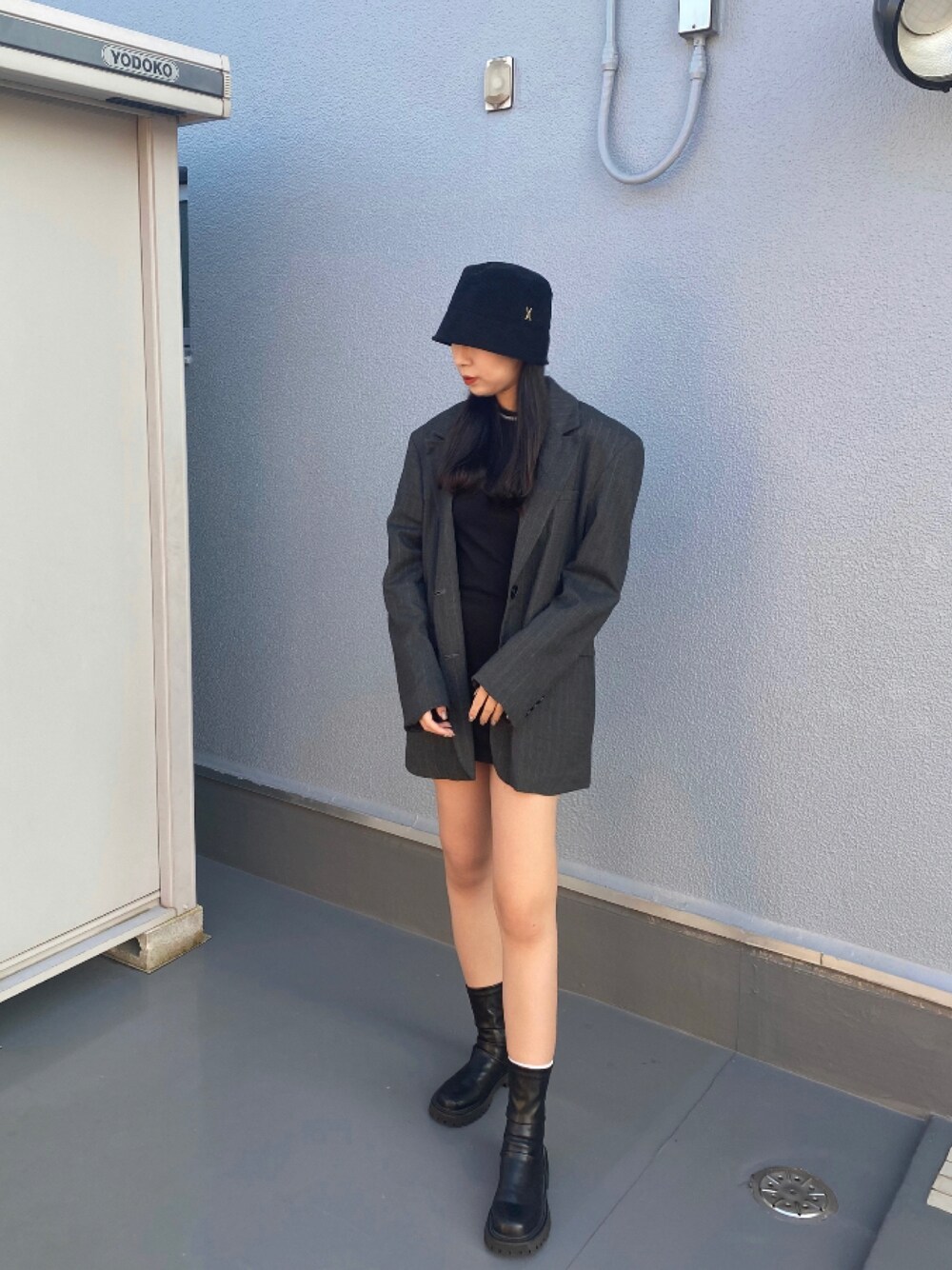 UNFINISHEDコーデュロイロングトップハット2023118ラスト1着 Comme Des Garcons Homme Plus Long Tulle Coat – IfSohoNewYork